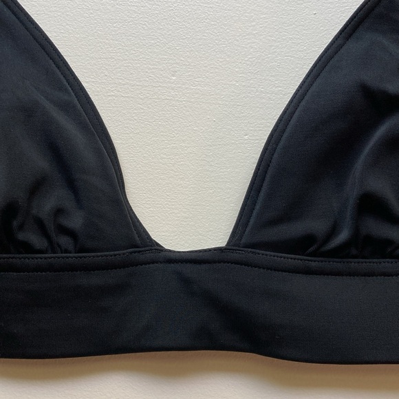 Black Victoria’s Secret Holter bathing suit top padded - Picture 2 of 5